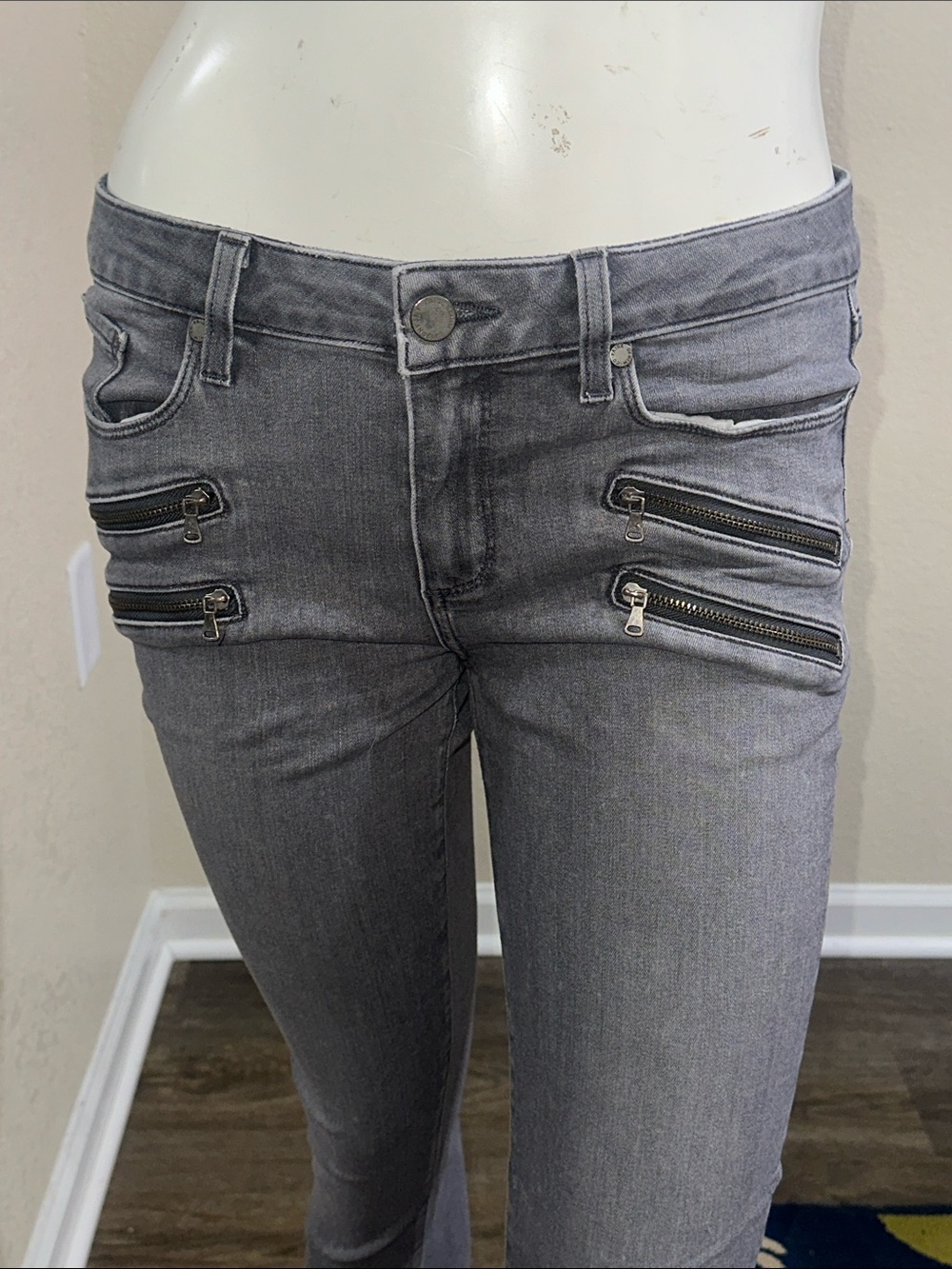 Paige Edgemont Size 31 Gray Women's Zipper Accent Jeans